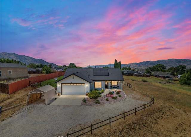 Property at 21221 Westwood Blvd, Tehachapi, CA 93561, 4 beds, 2 baths