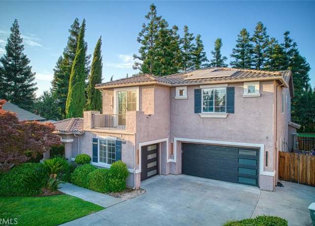 Property at 2696 E Solar Ave, Fresno, CA 93720, 5 beds, 3 baths