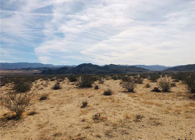 Property at 2 Ranier Rd, Joshua Tree, CA 92252
