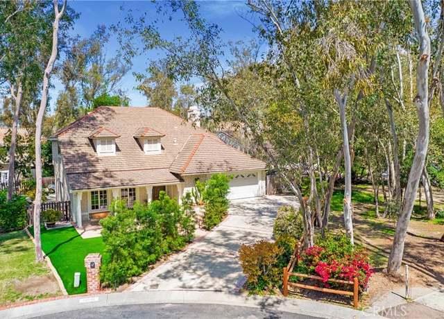 Property at 24921 Canyon Rim Pl, Lake Forest, CA 92630, 4 beds, 2.5 baths