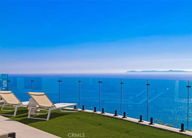 Property at 31 N Vista De Catalina, Laguna Beach, CA 92651, 4 beds, 4.5 baths