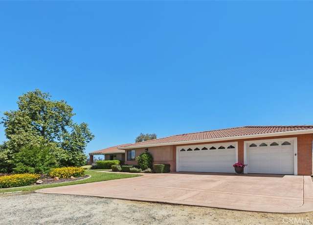 Property at 39280 Camino Del Vino, Temecula, CA 92592, 4 beds, 5 baths