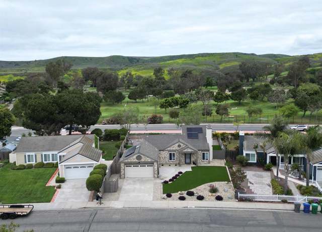 Property at 813 Sunningdale Dr, Oceanside, CA 92057, 3 beds, 2 baths