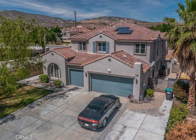 Property at 39269 Clear View Ct, Palmdale, CA 93551, 5 beds, 3 baths