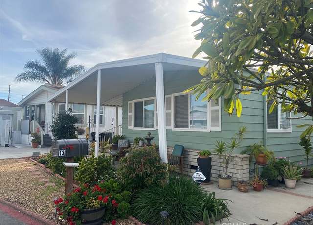 Property at 13 Elm Via #13, Anaheim, CA 92801, 2 beds, 2 baths