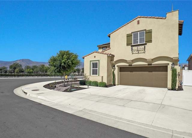 Property at 1768 Camellia Ln, Redlands, CA 92374, 3 beds, 2.5 baths
