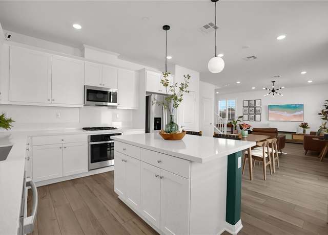 Property at 1768 Camellia Ln, Redlands, CA 92374, 3 beds, 2.5 baths
