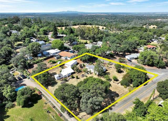 Property at 11 La Mirada Ave, Oroville, CA 95966, 5 beds, 3 baths