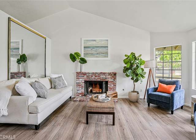 Property at 1453 Grey Oaks Ct, Oceanside, CA 92056, 3 beds, 2 baths