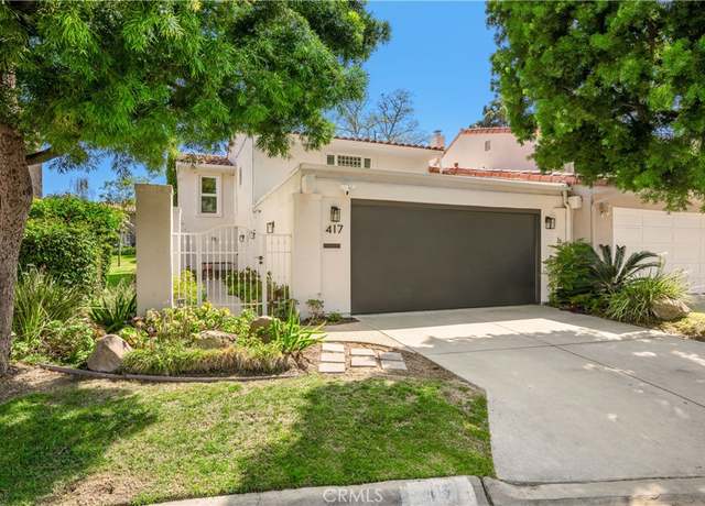 Property at 417 Vista Suerte, Newport Beach, CA 92660, 4 beds, 3 baths
