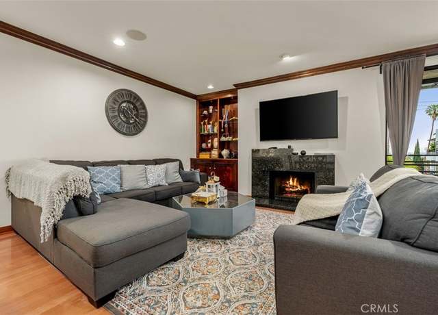 Property at 450 N Oakhurst Dr #304, Beverly Hills, CA 90210, 3 beds, 2 baths
