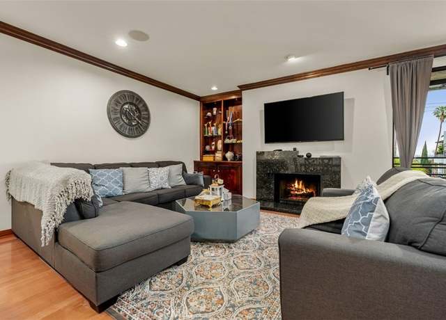 Property at 450 N Oakhurst Dr #304, Beverly Hills, CA 90210, 3 beds, 2 baths