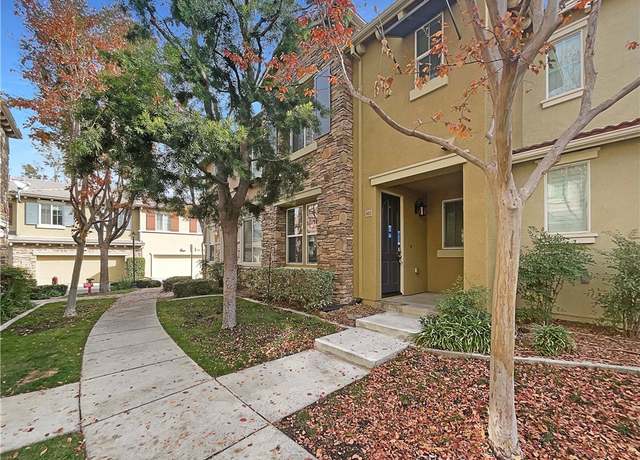 Property at 30505 Canyon Hills Rd #402, Lake Elsinore, CA 92532, 3 beds, 2.5 baths