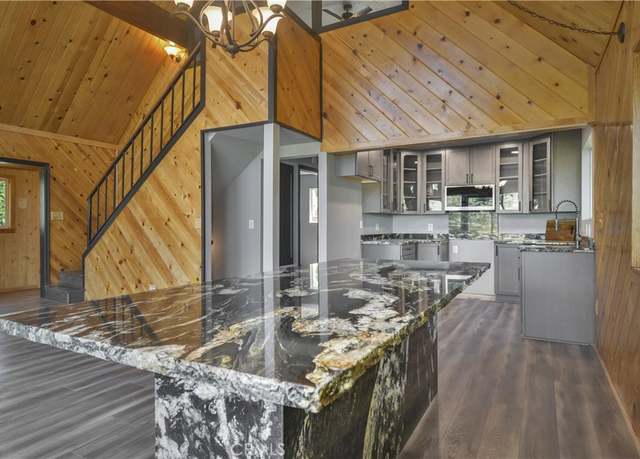 Property at 929 Trinity Dr, Lake Arrowhead, CA 92352, 3 beds, 2 baths