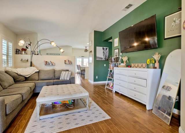 Property at 44607 Crestwood Cir, Temecula, CA 92592, 3 beds, 2 baths