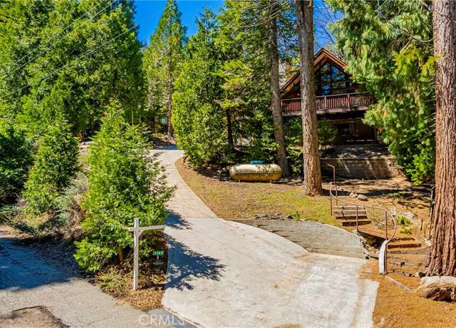 Property at 1163 Silvertip Ln, Fish Camp, CA 93623, 3 beds, 3 baths