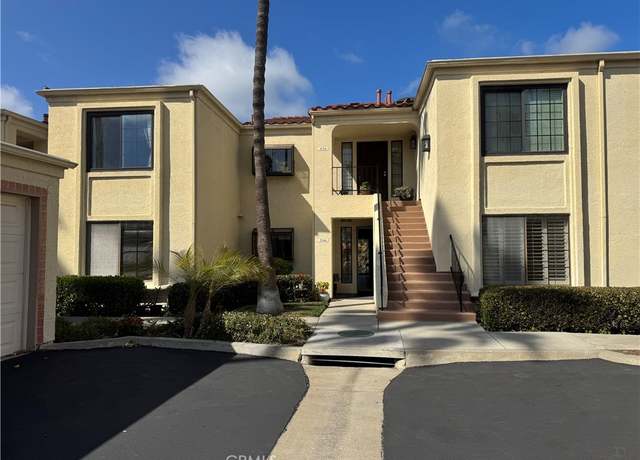 Property at 3144 Vista Grande, Carlsbad, CA 92009, 2 beds, 2 baths
