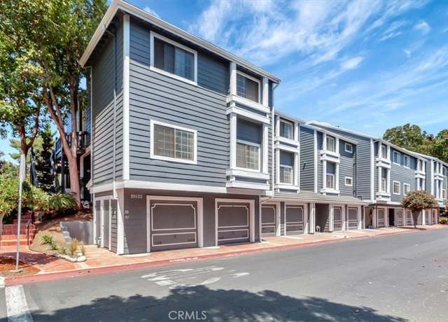 Property at 20122 Bayfront Ln #102, Huntington Beach, CA 92646, 1 bed, 1 bath