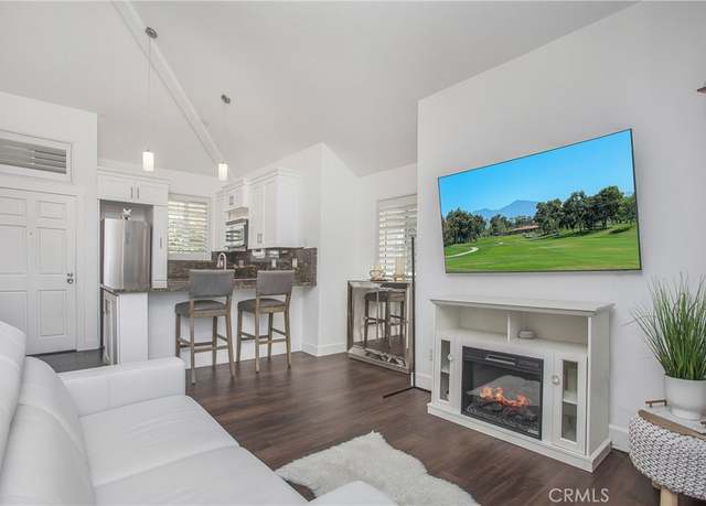 Property at 20341 Bluffside Cir Unit C301, Huntington Beach, CA 92646, 1 bath