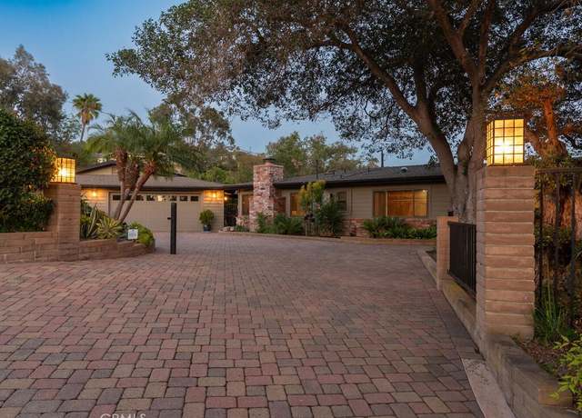 Property at 2923 Canonita Dr, Fallbrook, CA 92028, 4 beds, 3 baths