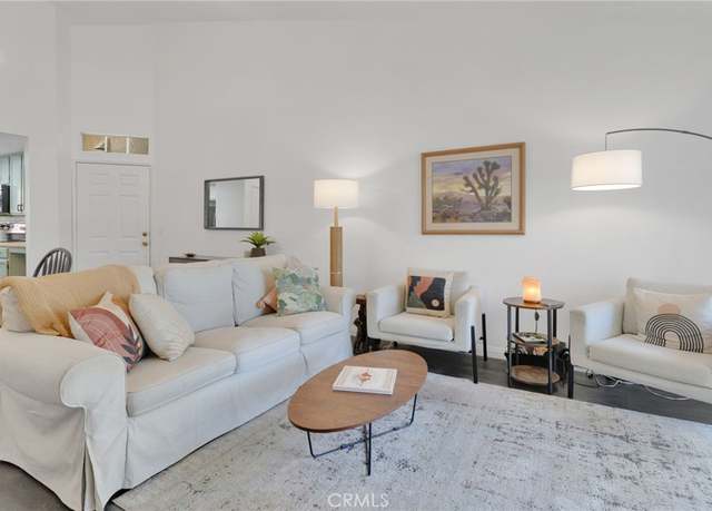 Property at 19191 Palo Verde Dr, Apple Valley, CA 92308, 2 beds, 2 baths