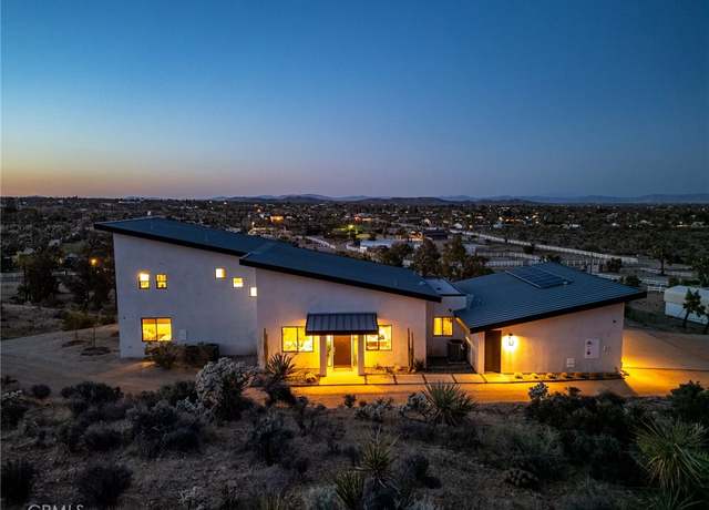 Property at 58425 Sierra Vista Dr, Yucca Valley, CA 92284, 3 beds, 2.5 baths