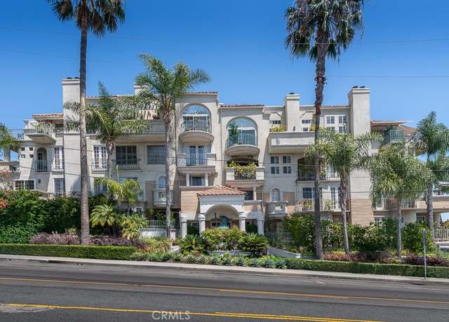 Property at 960 N Doheny Dr #102, West Hollywood, CA 90069, 2 beds, 2.5 baths