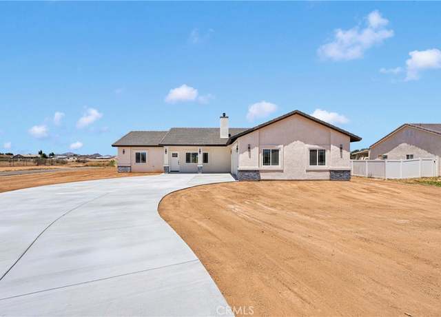 Property at 22212 Lone Eagle Rd, Apple Valley, CA 92308, 3 beds, 2 baths