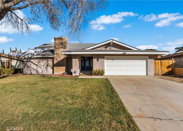 Property at 44028 Halcom Ave, Lancaster, CA 93536, 4 beds, 2.5 baths
