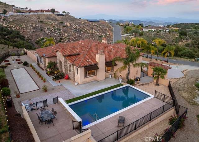 Property at 36505 Calle De Lobo, Murrieta, CA 92562, 4 beds, 4.5 baths