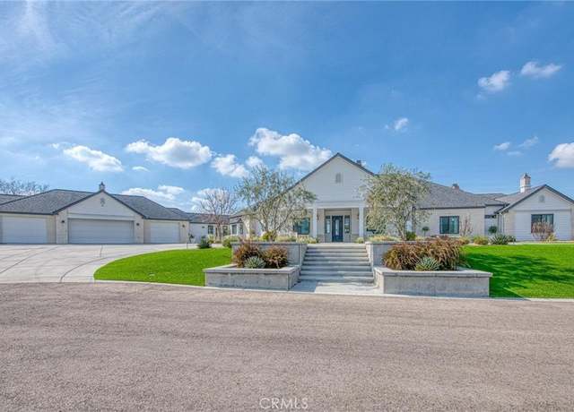 Property at 18300 Watts Valley Rd, Sanger, CA 93657, 4 beds, 3.5 baths