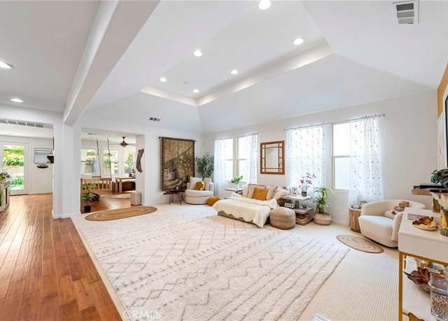 Property at 28831 Chatham Ln, Temecula, CA 92591, 3 beds, 3 baths