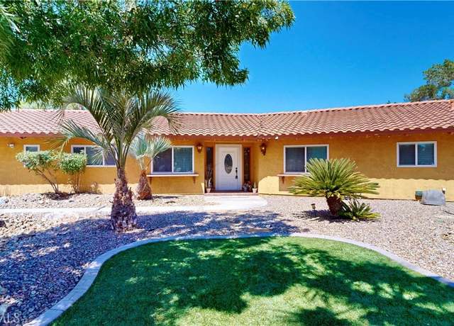 Property at 15460 Mandan Rd, Apple Valley, CA 92307, 4 beds, 2.5 baths