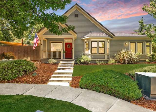 Property at 545 Maple St, Paso Robles, CA 93446, 4 beds, 3 baths
