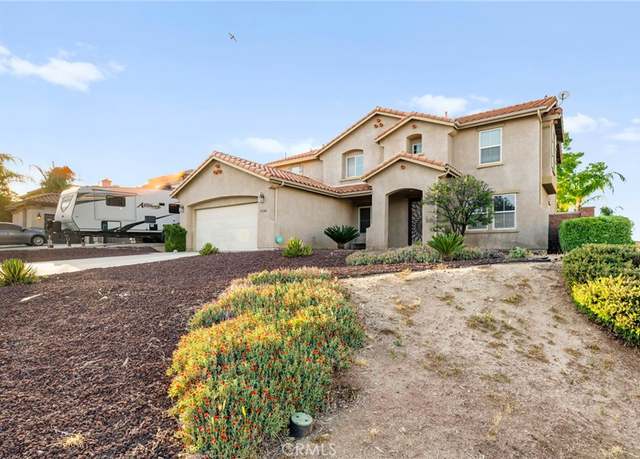 Property at 33340 Breighton Wood St, Menifee, CA 92584, 3 beds, 2.5 baths