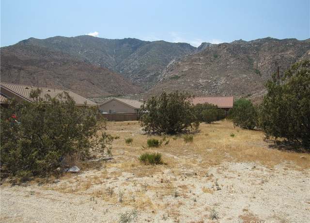 Property at 51871 Esperanza Ave, Cabazon, CA 92230