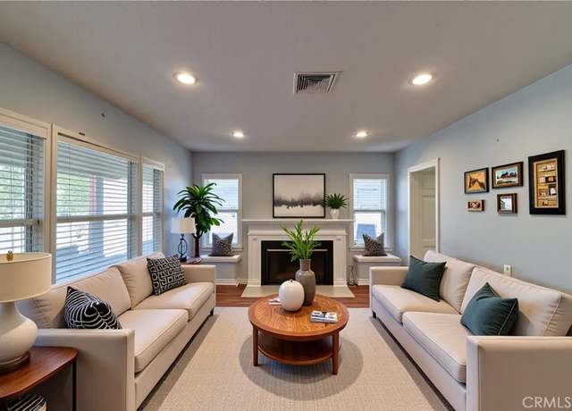 Property at 11554 haynes St, North Hollywood, CA 91606, 7 beds, 4 baths