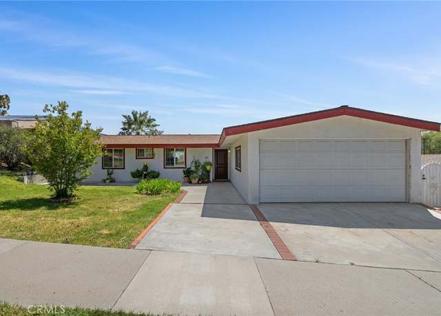 Property at 18938 Delight St, Canyon Country, CA 91351, 4 beds, 1.5 baths