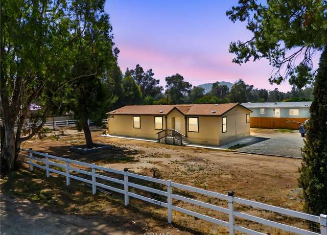 Property at 31093 Simpson Rd, Winchester, CA 92596, 5 beds, 3 baths