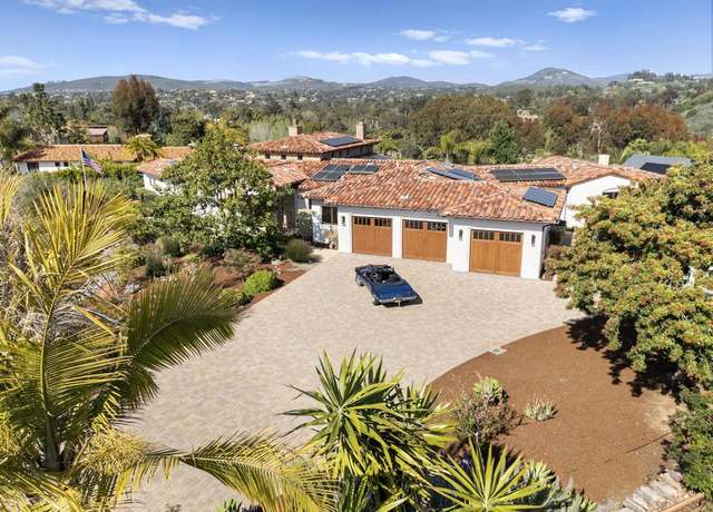 Property at 355 Rosemary Ln, Encinitas, CA 92024, 5 beds, 4 baths
