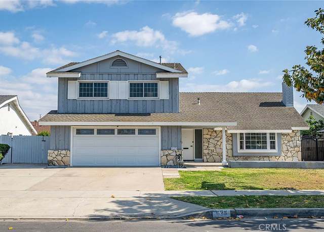 Property at 628 E Meadowbrook Ave, Orange, CA 92865, 4 beds, 3 baths