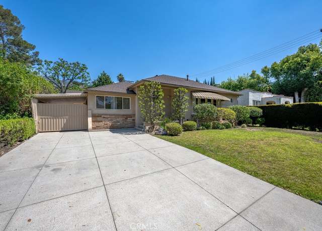 Property at 311 E Randolph St, Glendale, CA 91207, 2 beds, 1.5 baths