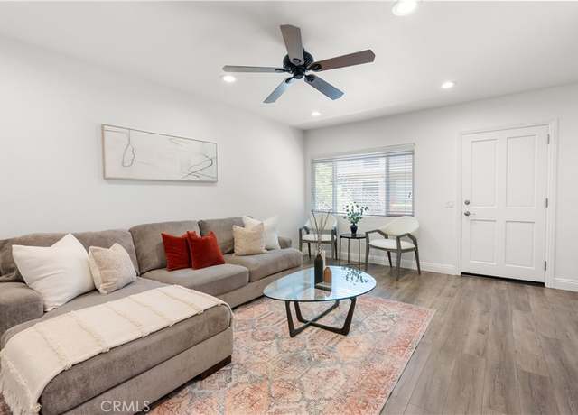 Property at 1831 E Appleton St #4, Long Beach, CA 90802, 1 bed, 1 bath
