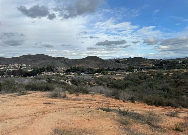 Property at 17 Orange, Menifee, CA 92584