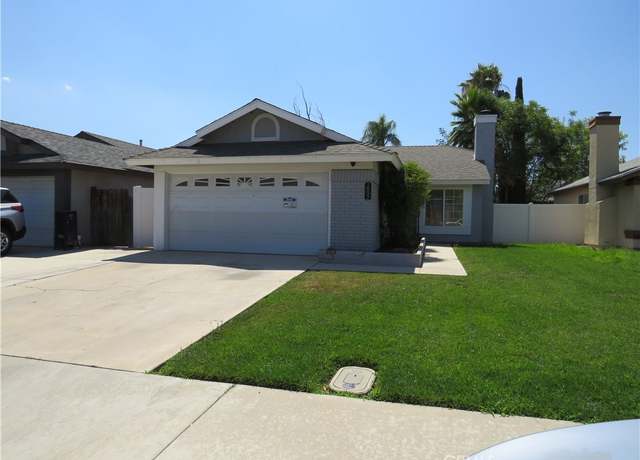 Property at 1892 Murrieta Rd, Perris, CA 92571, 2 beds, 2 baths