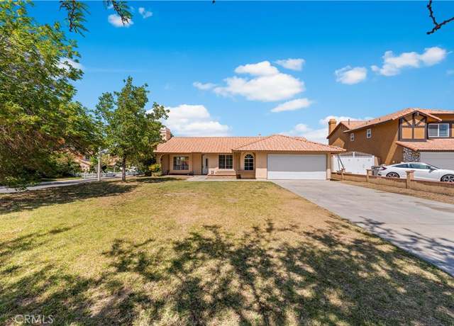 Property at 1333 Springline Dr, Palmdale, CA 93550, 3 beds, 2 baths