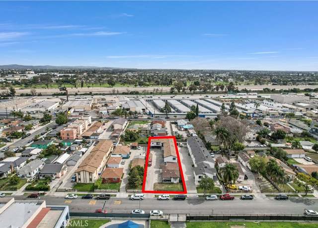 Property at 11230 Louise Ave, Lynwood, CA 90262, 14 beds, 6 baths