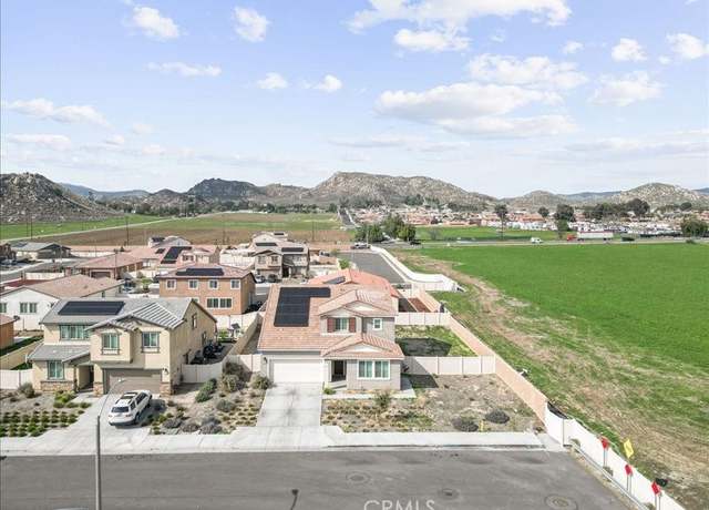 Property at 27740 Maltby Ave, Moreno Valley, CA 92555, 4 beds, 3.5 baths