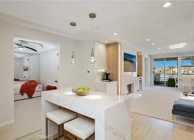 Property at 4165 Warner Ave #202, Huntington Beach, CA 92649, 2 beds, 2 baths