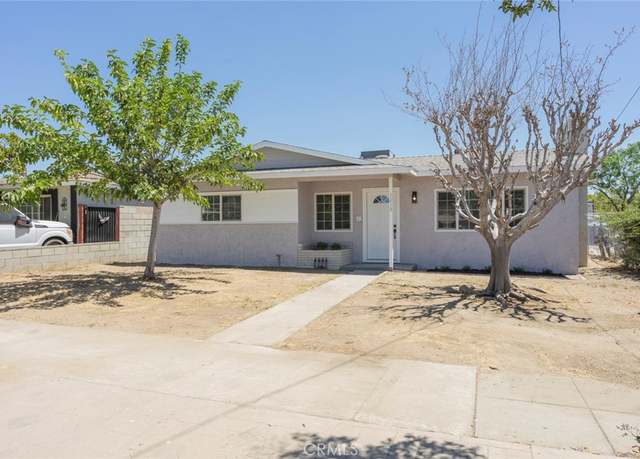 Property at 1218 6th St, Redlands, CA 92374, 3 beds, 1.5 baths
